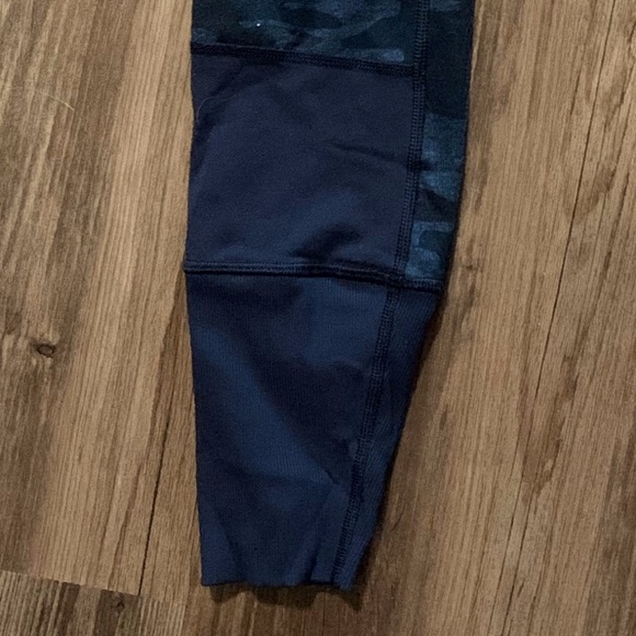 Lululemon leggings - Picture 4 of 4